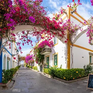 https://marina-n-5.in-canary-islands.com